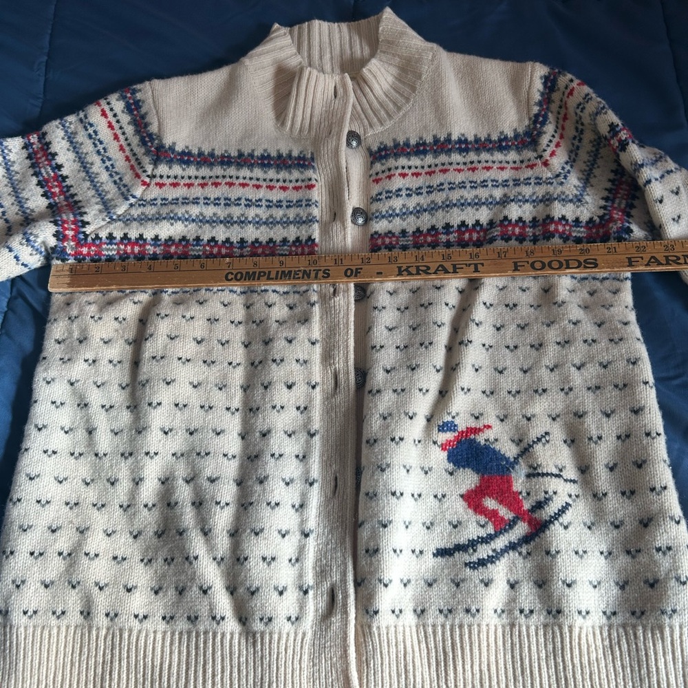 LL Bean women's sweater extra large.  100% lambs wool. - Picture 7 of 7